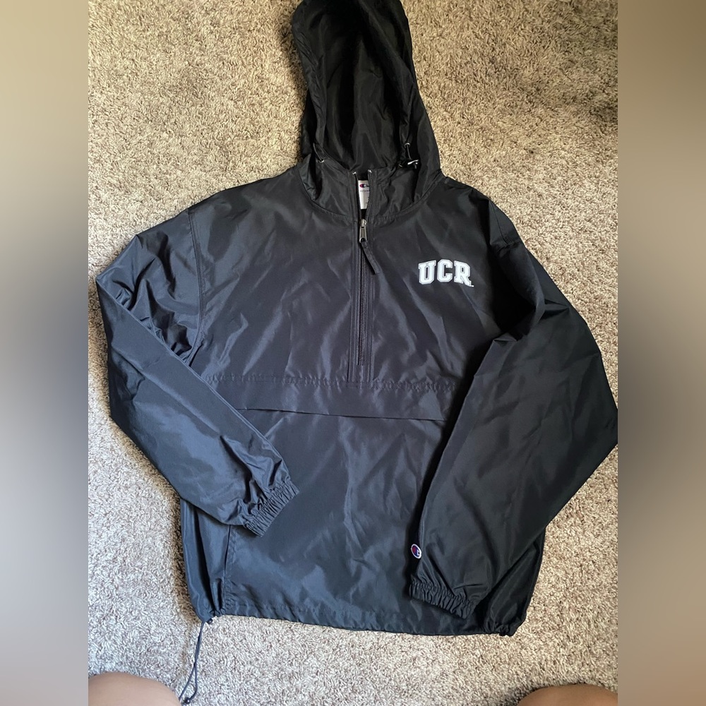 Unisex small black UCR champion windbreaker